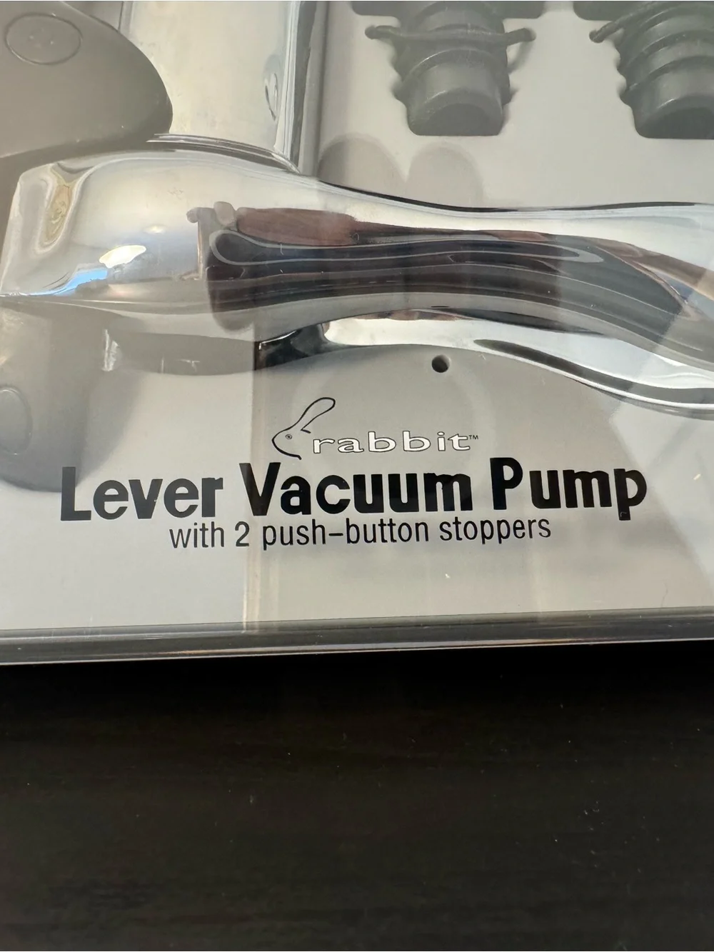 Rabbit Chrome Lever Vacuum Pump wine stopper set Crate & Barrel Metrocane NWT